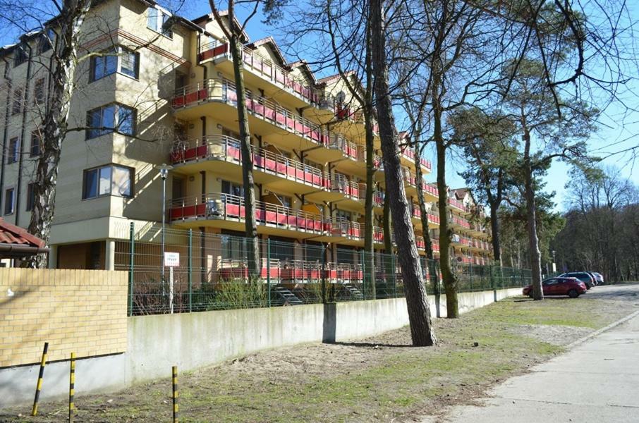 Ferienwohnung Apartament Zdrojowa U Heleny Swinemünde Exterior foto